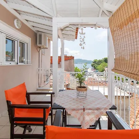Cristina Apartment Neos Marmaras Exterior photo