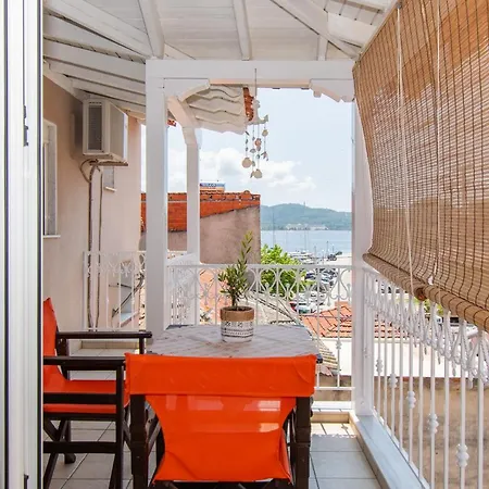Cristina Apartment Neos Marmaras Exterior photo