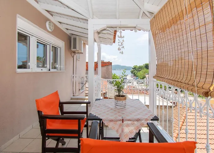 Cristina Apartment